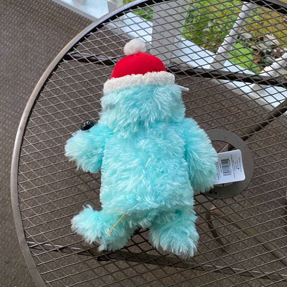 Dan Dee International Officially Licensed Light-up Yeti I Sing "Ice Ice Baby" - Picture 17 of 17